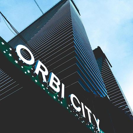 Orbi City Central Aparthotel Батуми Экстерьер фото