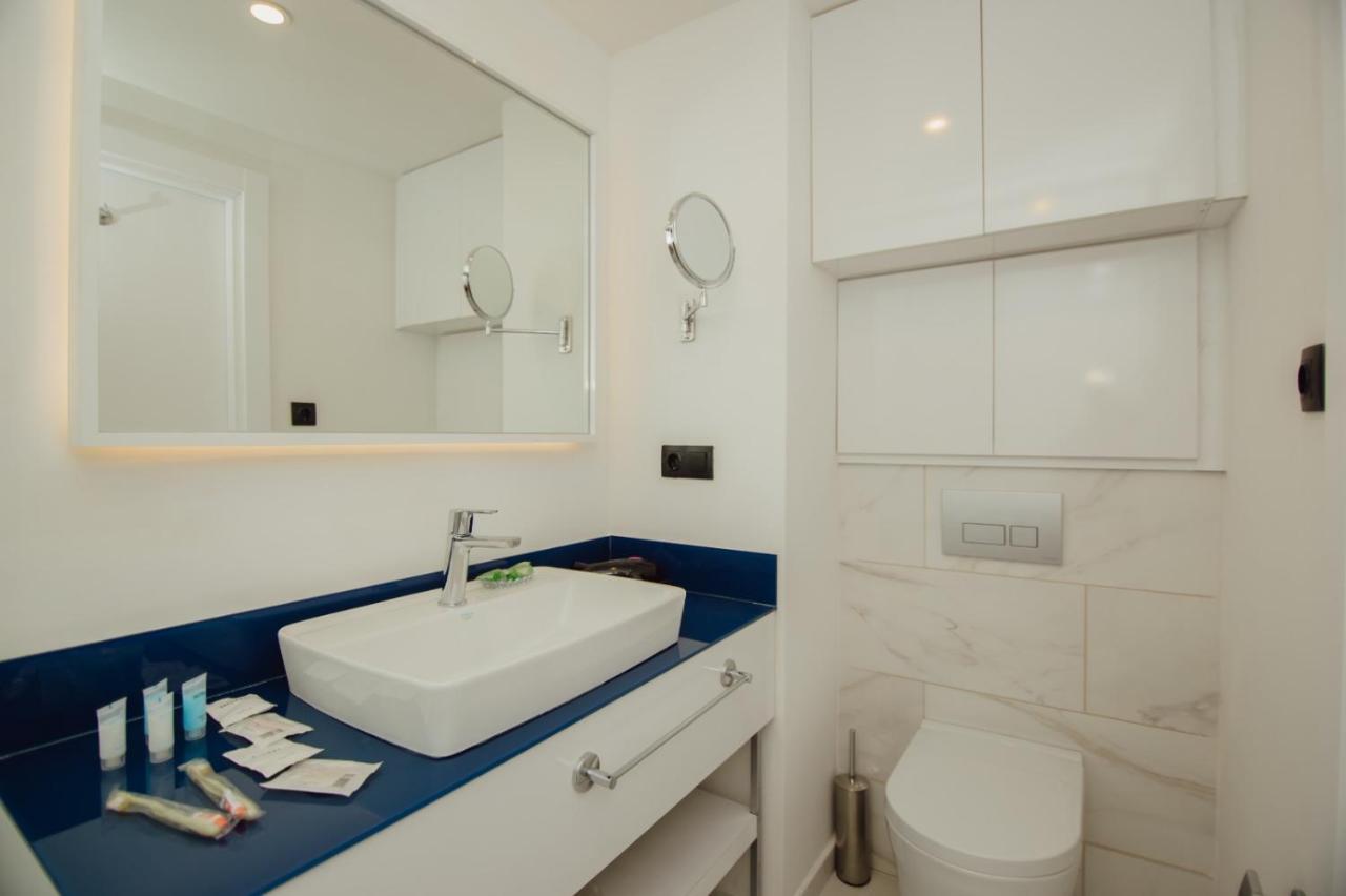 Orbi City Central Aparthotel Батуми Экстерьер фото