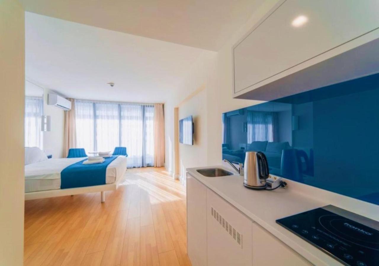 Orbi City Central Aparthotel Батуми Экстерьер фото
